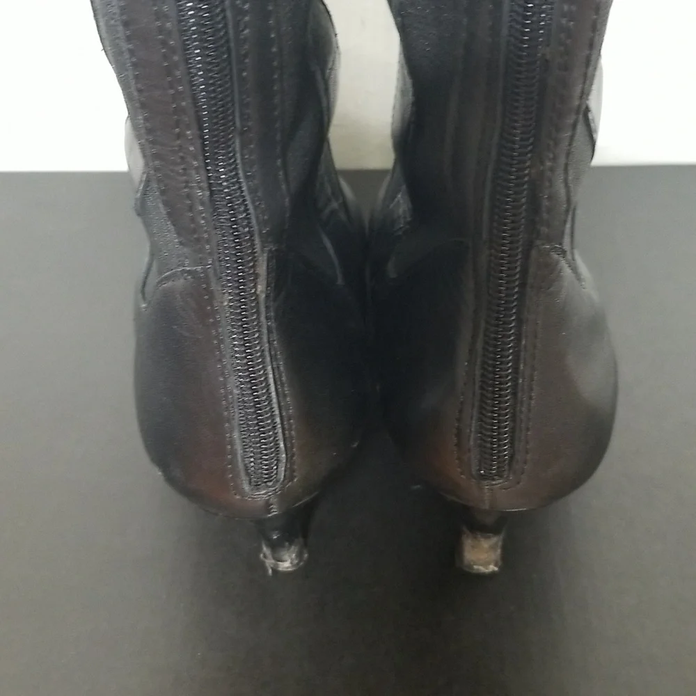 Taheri Women's Black High Boots Size 9 M